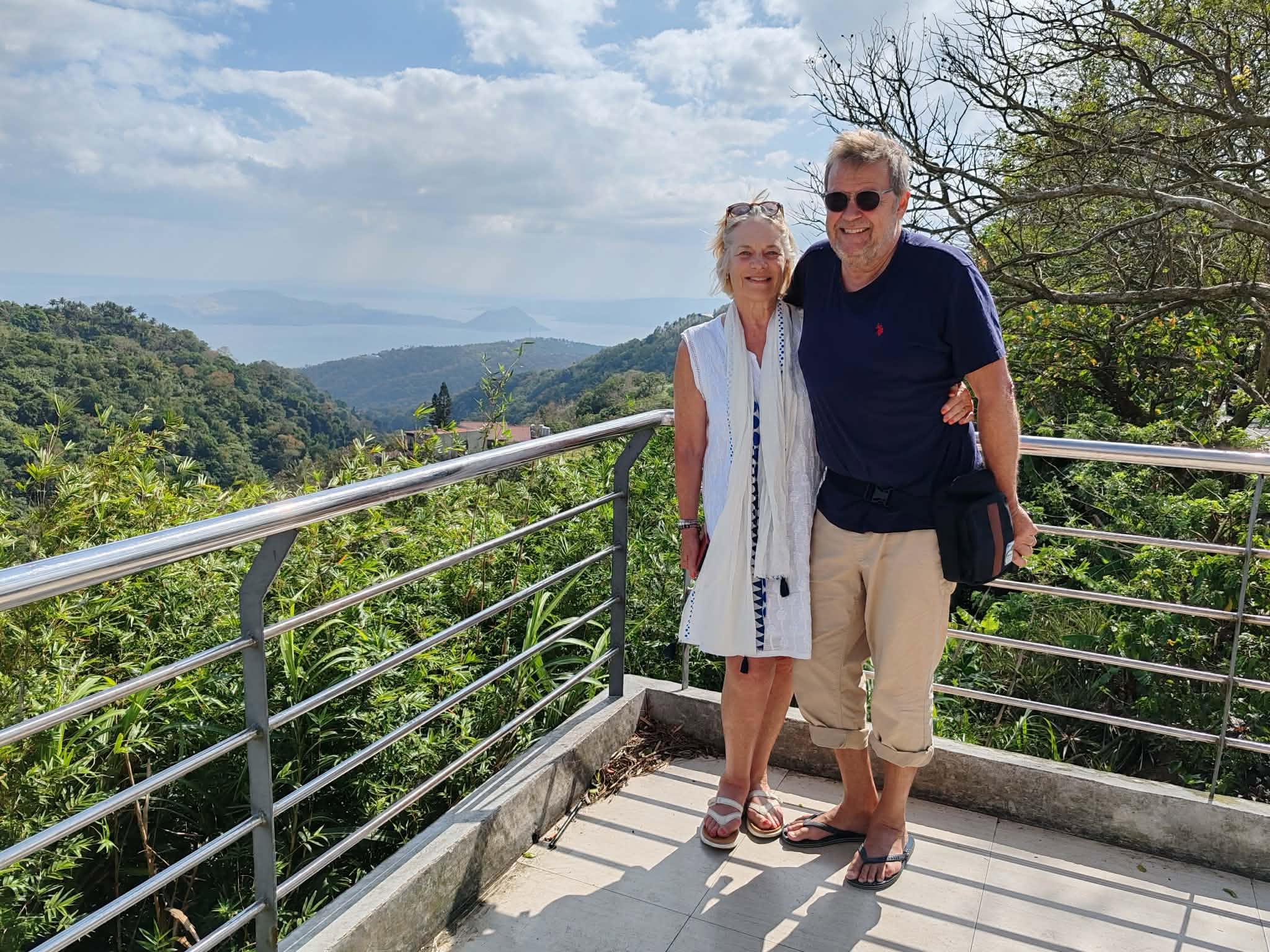 Tagaytay Highlands & Countryside Day Tour from Manila